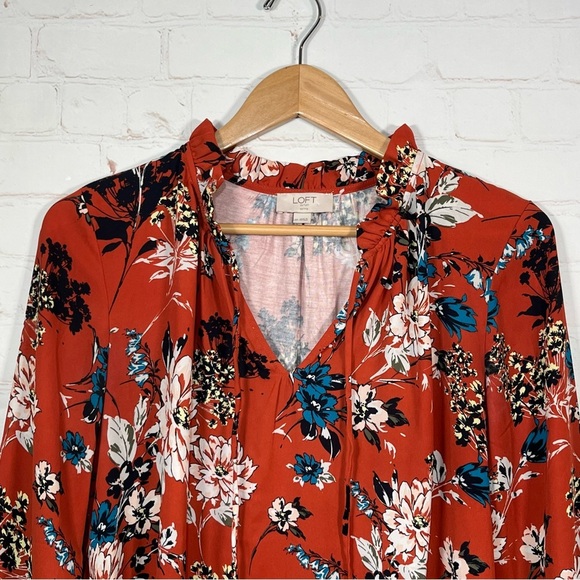 Loft Tunic Blouse Womens Size Small Petite Floral Sheer Pullover V Neck - Picture 2 of 9